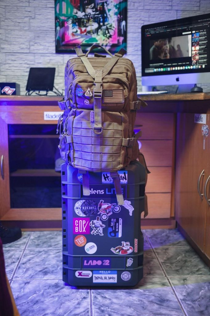 packed luggage smart way summarize video with chatgpt